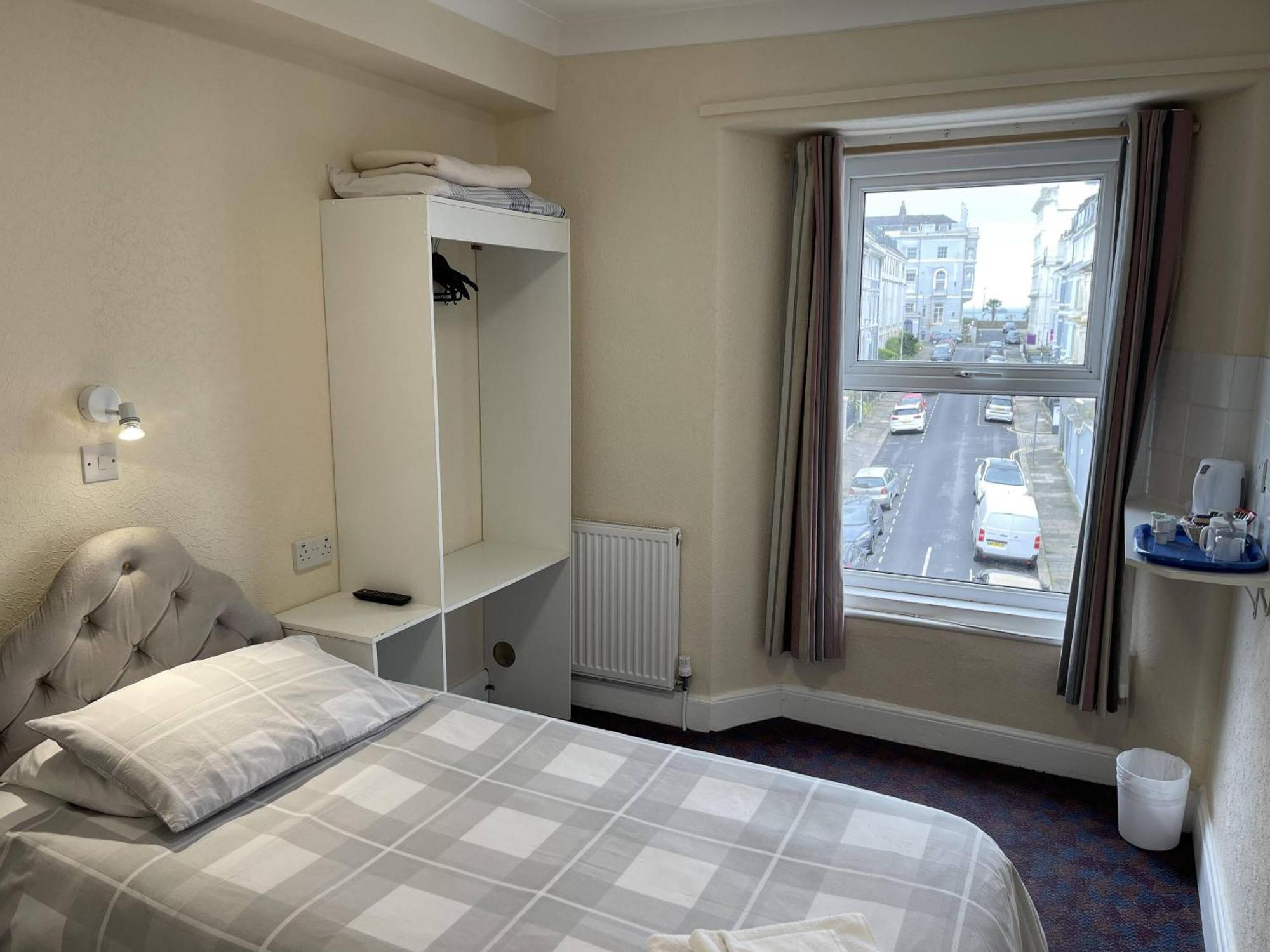 Lamplighter Guesthouse 普里茅斯 客房 照片