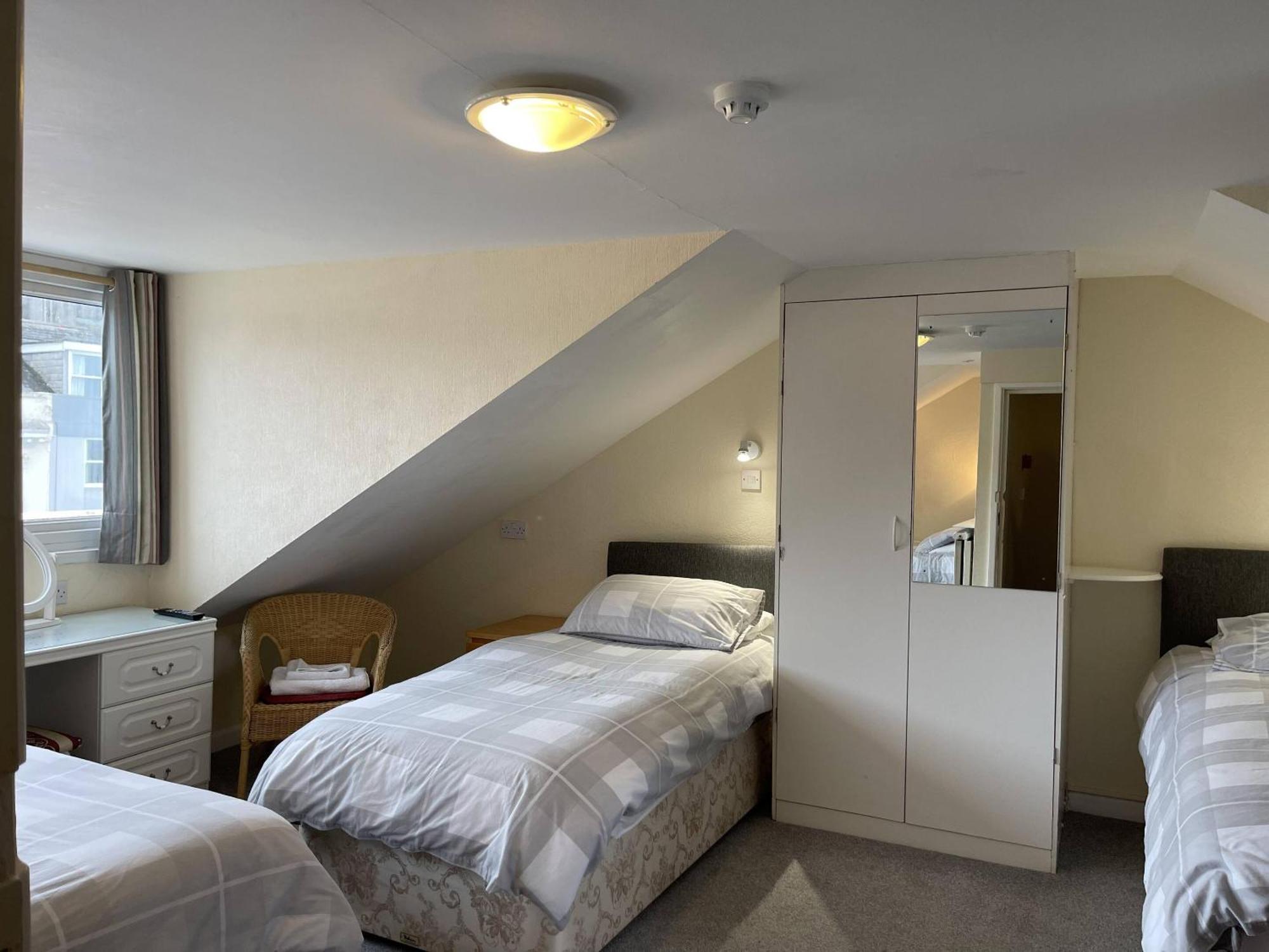 Lamplighter Guesthouse 普里茅斯 客房 照片
