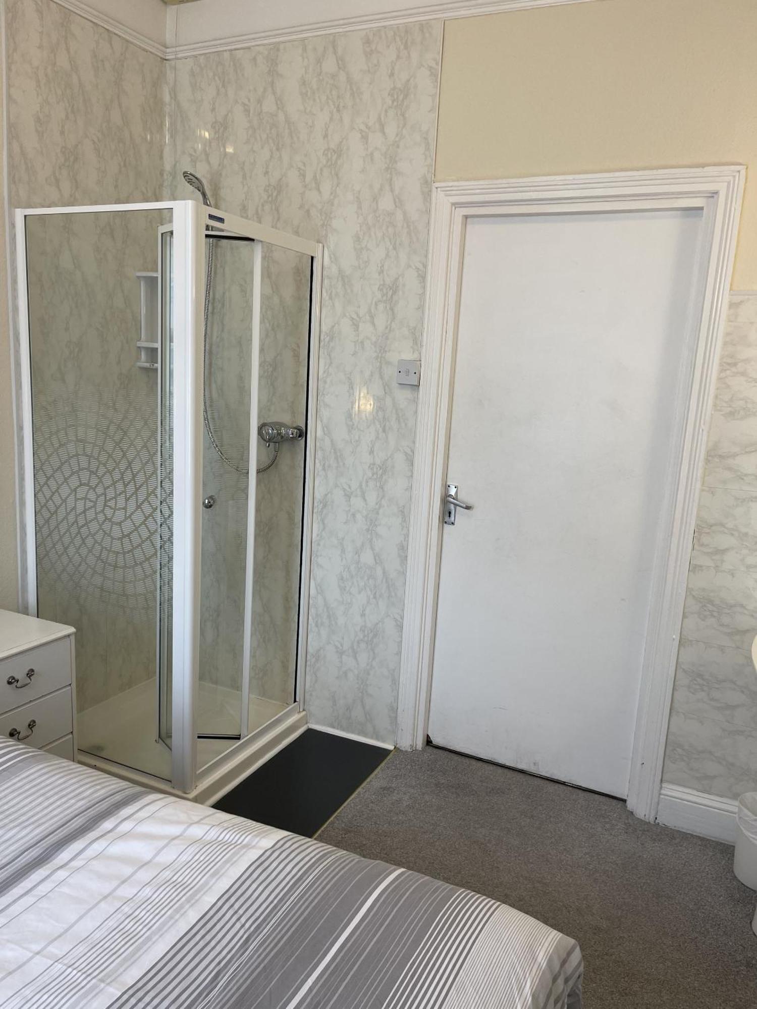 Lamplighter Guesthouse 普里茅斯 客房 照片
